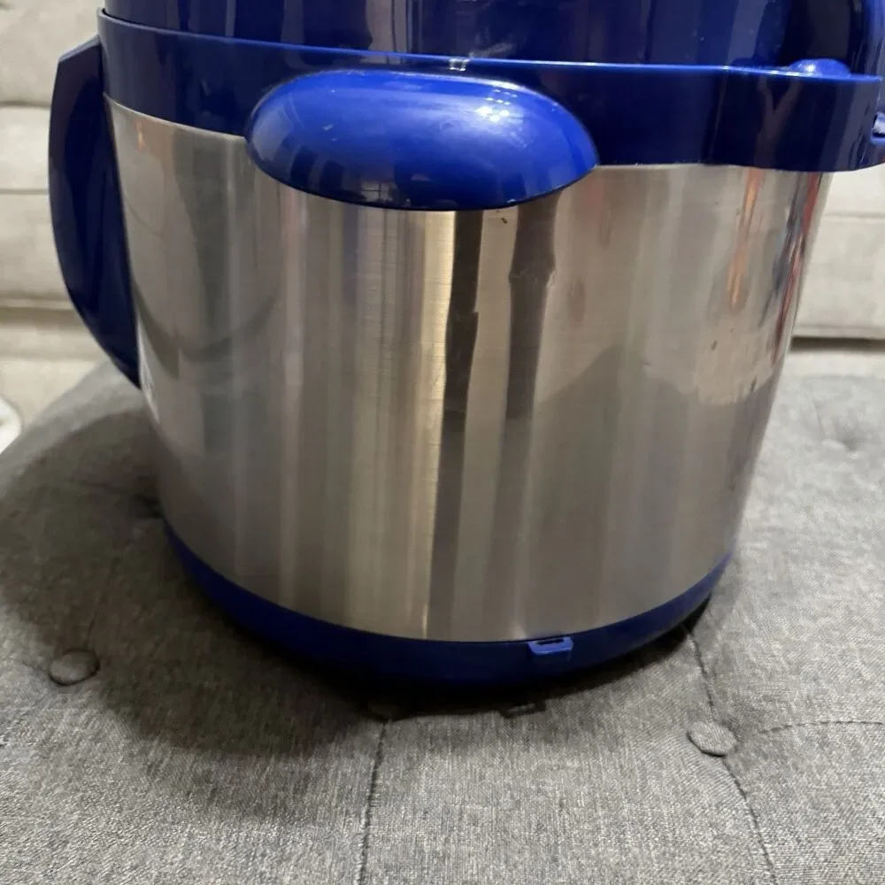 Elite Platinum EPC-808BL 8-Quart Electric Pressure Cooker Used